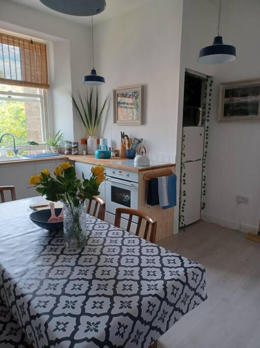 The Fuzzy Duck Apartment Броути Фери Екстериор снимка