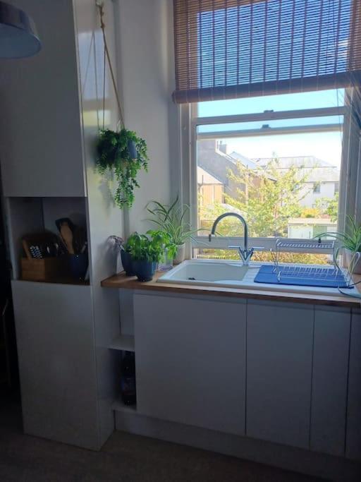 The Fuzzy Duck Apartment Броути Фери Екстериор снимка